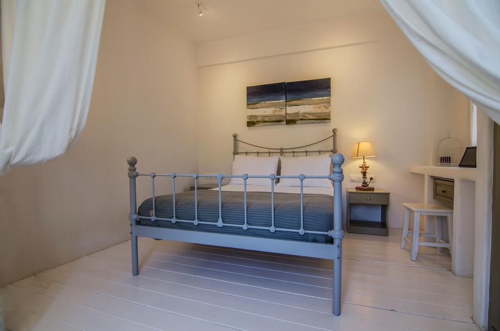 Island House Mylopotas